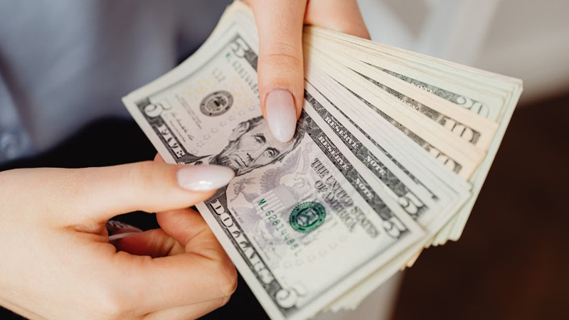 US Insurers Return 6.2 Billion Dollars to Policyholders